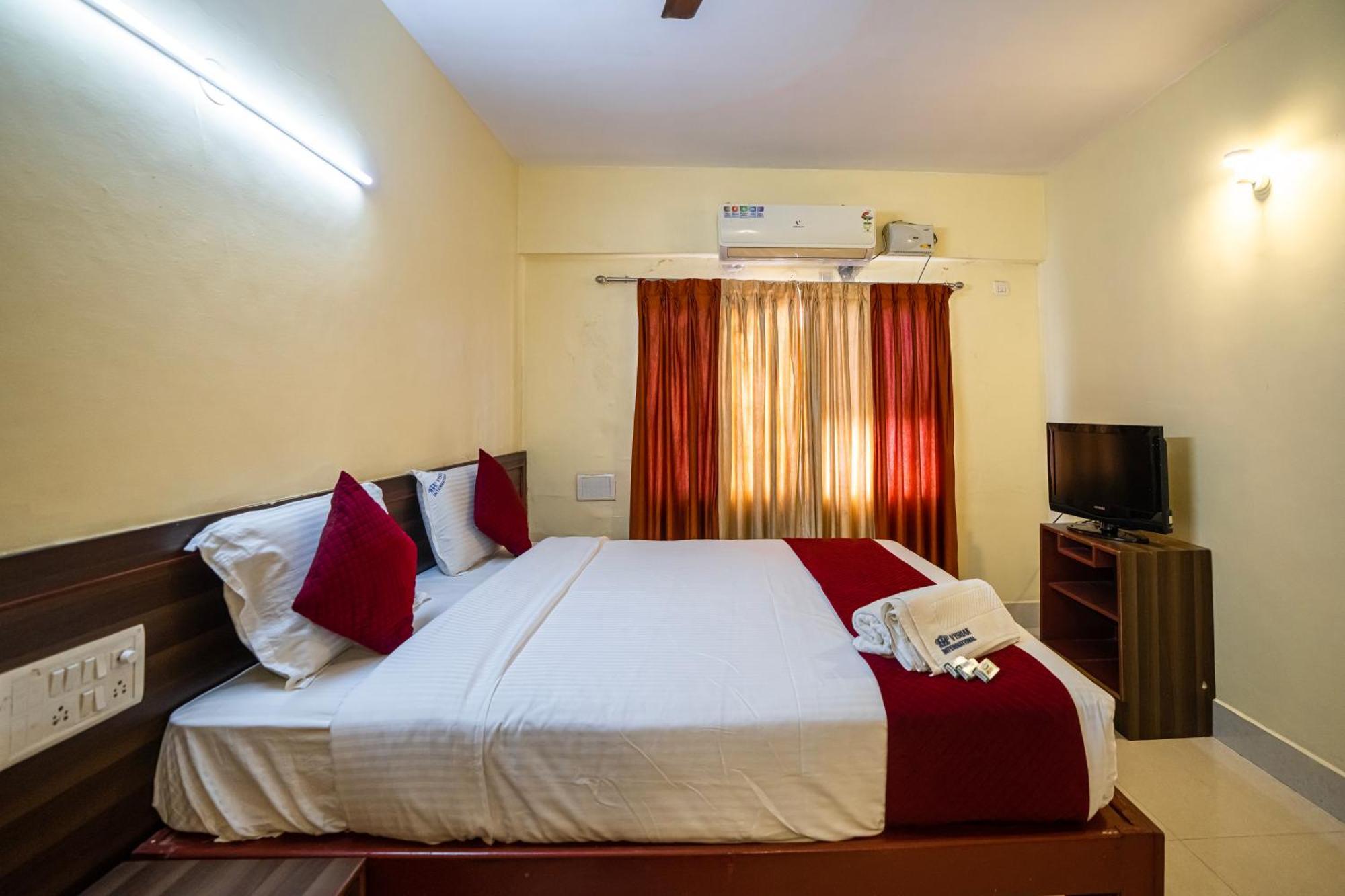 Hotel Vyshak International Mysuru Pokój zdjęcie